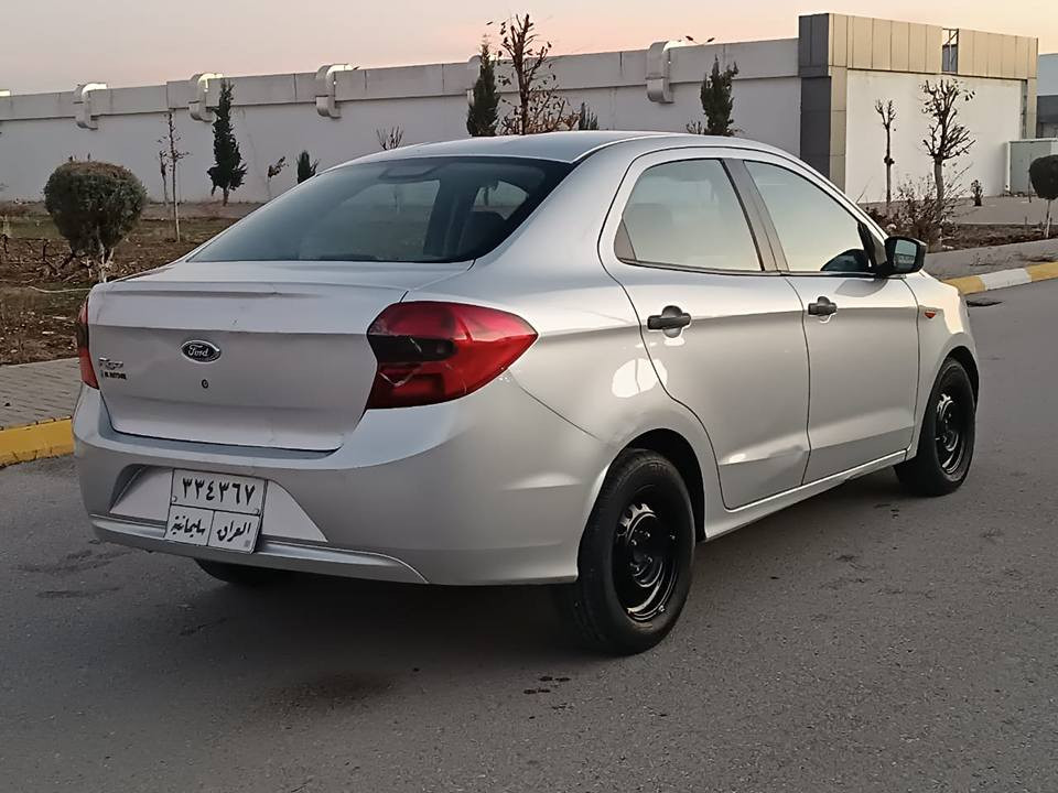 ئەم سەیارە بۆڤرۆشتن
فۆڕد فیکۆ 
15گەڵاغرامەی تیایە دوای معامەلە ئەی گەڕێنمۆ
مۆدێل:2016 تۆماتیک
گێڕ و مەگینە بەشەرت 
ڕەقەم سلێمانی سەنەوی  بەسەرچووە لە2024 
 تەحویل غرامەبڕاوەبەشەرت
2بارجەبۆیاخ لەسەرساخی
کاڵ بوونەوەی نییە 
قوفڵ مەرگەزی 
تەبرید سارد‌🥶گەرم🔥بەشەرت
چوارتایەوویلی لۆک 
سەیارەکەماڵی دۆستە 
و جرکەی تیانیە 
سعر:75گەلا
شوێن:سلێمانی 
ژ.م:***********
ژ.م:***********
ئەدمینی❤ السليمانية, العراق
