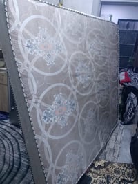 دوشك نضيف للبيع 2م*180 السعر 60الف الاتصال على رقم 07730989959