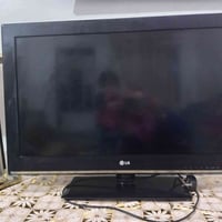 تلفزيون 32 • LG • شغال