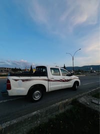 تويوتا هايلكس • ٢٠١٠ • اوتوماتيك