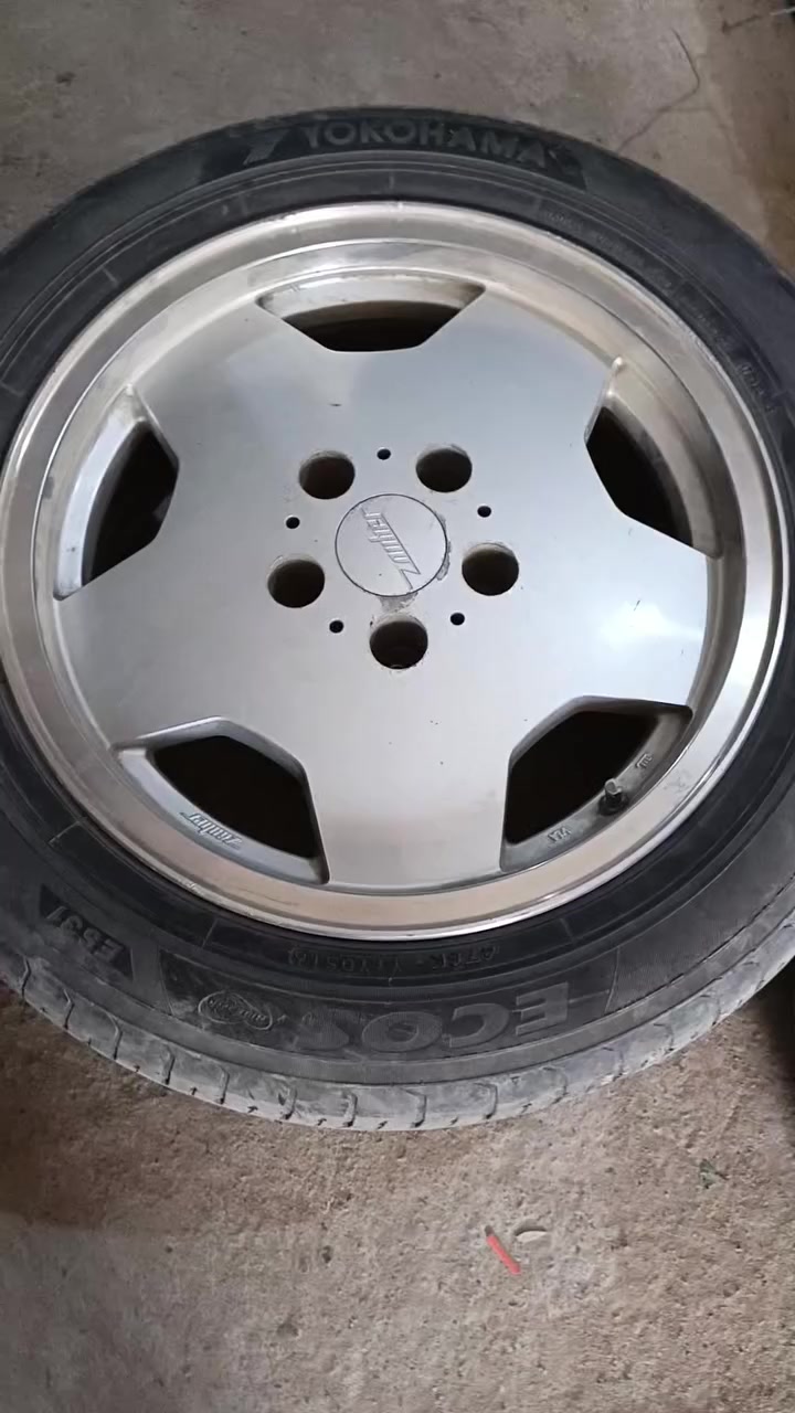 وياله البيع العنوان ميسان قضاء كميت الهاتف ***********
