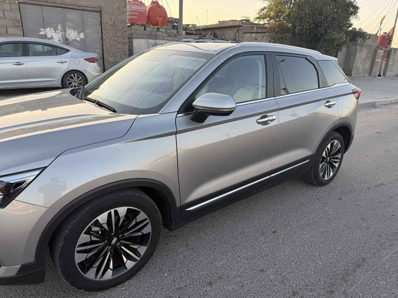 سلام عليكم

للبيع بستيون 77 تي   مديل2024 رقم بصره

الرقم الجديد   

السيارة تحويل ثاني يوم

ماشيه39

لون مميز السياره فووول فووول مواصفات 

 

فتحه بانوراما

بصمه ابواب 

مثبت سرعه 

اشاير بلمرايه 

حساسات 

كامره دواره

3 شاشات دجتل 

مرايات شفط مع قفل السياره وفتحها 

ويل كب 18

قطعتين تبريد ثلج بالصيف 

تحكم ستيرن جهتين 

نضام سبورت 
  

وبعد هوااي مواصفات 

كير ومكينه ألماني 

الكير 7 سرعات دبل گلج 

مكينه 2000 تيربو 

مكان السياره البصره القبله 

السعر 145 وبيها مجال 

***********ستفسار
