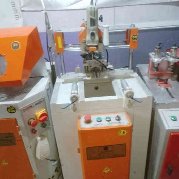 معمل للبيع سنكر كهرباء ٥قطع مكان في كركوك رقمي *********** ساوين تركي
