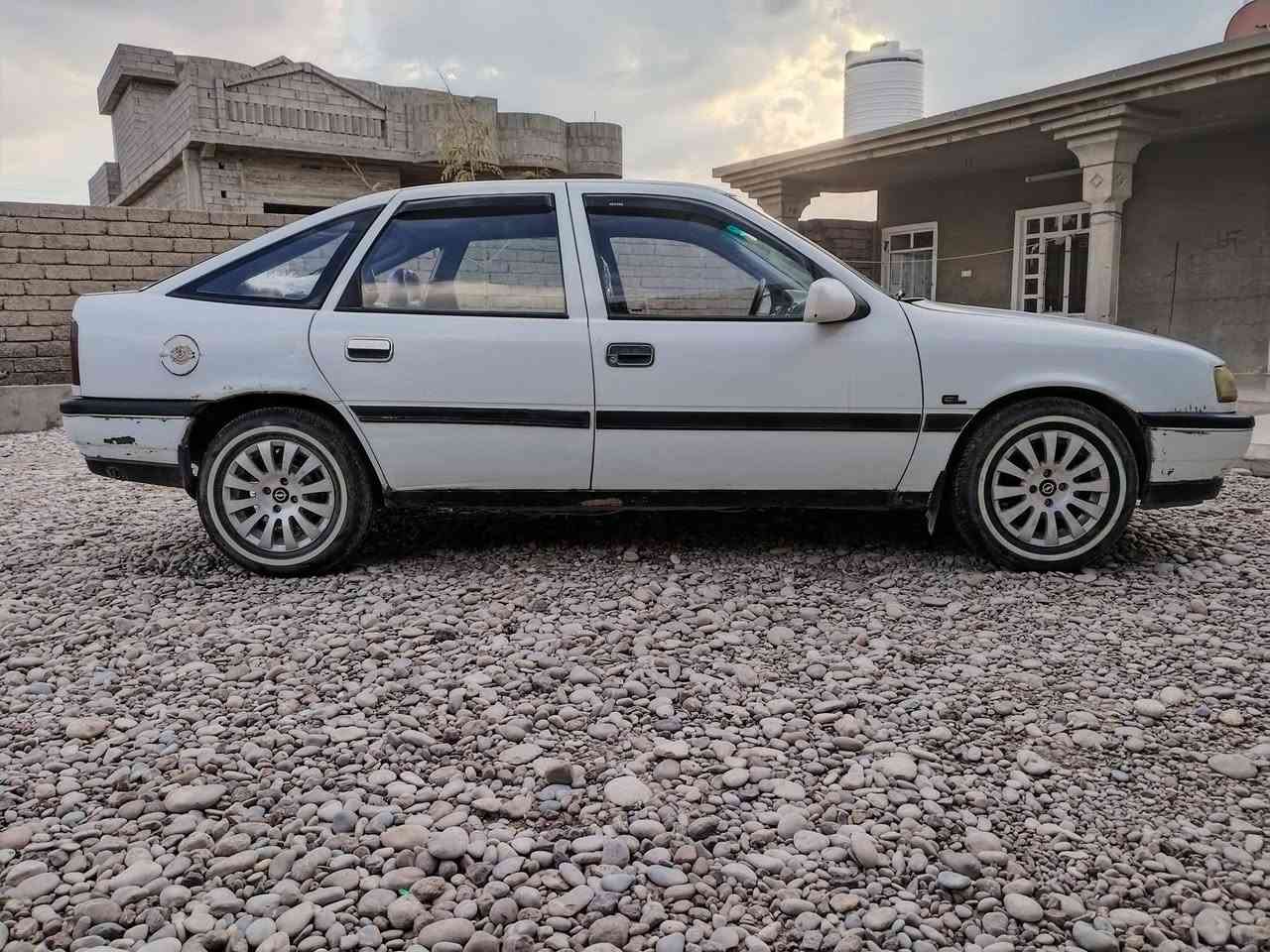 السلام عليكم اوبل فكترا للبيع موديل1991 منضومت غاز بيها گير و محرك شرط رقم نينوى مصطرا وللستفسار 
اتصل على رقم 
***********
