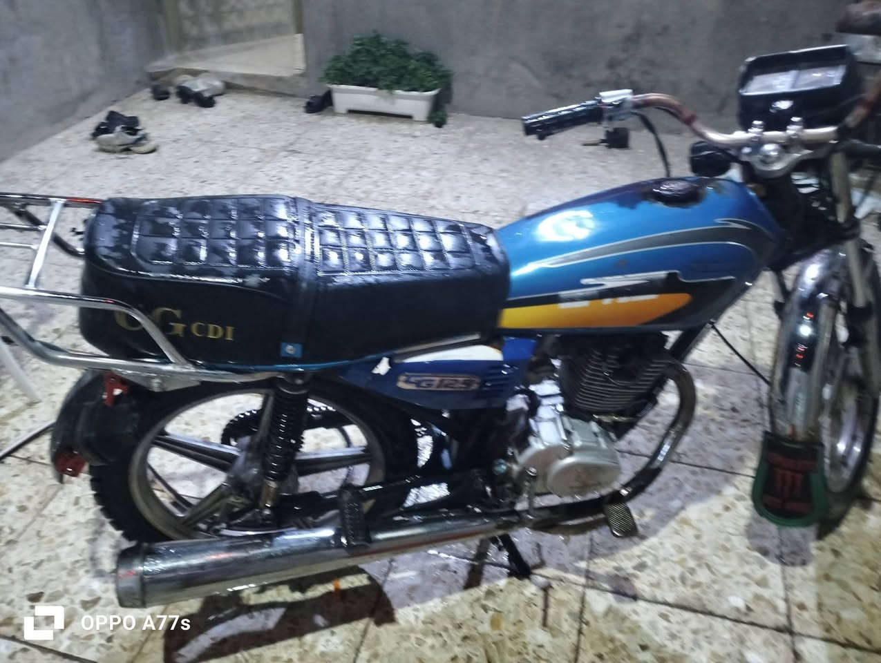 سلام عليكم دراحه ايرني تايرك مكينه حلوه  بغداد شعب 350 بيه مجال بسيط ***********
