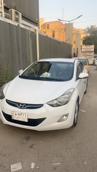 النترا 12 مكينه 1800  بيها 3 قطع صبغ فقط بدون اي ضرر بابين خلفيات وجام...