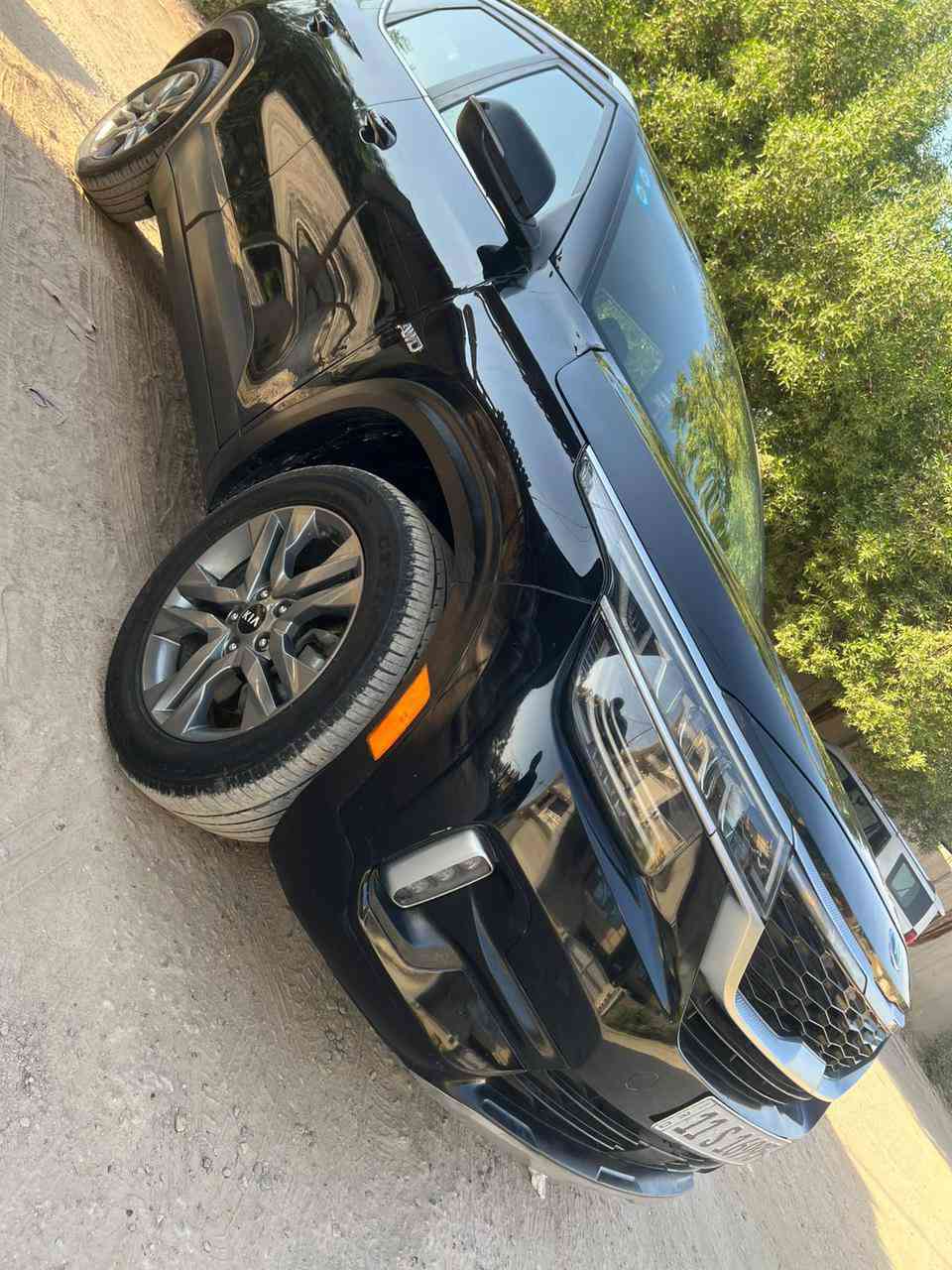 كيا سيرتوز موديل 21 للبيع مكينه 2000 تحكم السيرم جهتين قياده ذاتيه هو بها مواصفات بس ما اعرف منها‏‪***********‬‏
