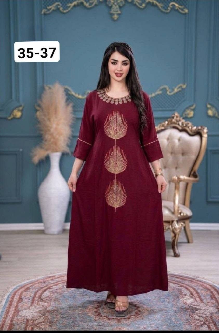 دشداشه  كشمير إيطالي ثقيل ✨
شغل نظيف وخامة فخمة، الفصال مرتب والتطريز يفتح النفس 👌

تجي حزام متصل بالقطعه 
ست الوان الدرزن
✅ أقل طلب: درزن موديل واحد
📏 القياسات: من 2XL إلى 5XL
💰 سعر الدرزن: ٨٠  ألف فقط
📦 الكمية محدودة… الحق قبل النفاد.

🚚 توصيل إلى جميع محافظات العراق


**إذا كنت صاحب هذا الإعلان وتريد حذفه لأي سبب، رجاءا أرسل رسالة إلى الدعم الفني**