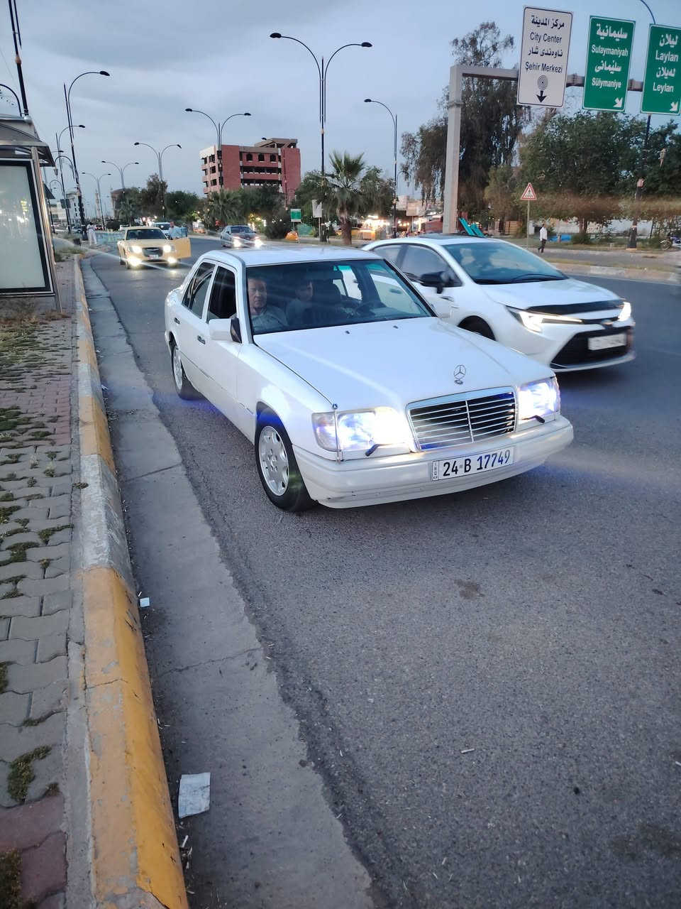مارسدس موديل 91 مابيه اي نقص بيع  ومروس هم يرهم ***********
