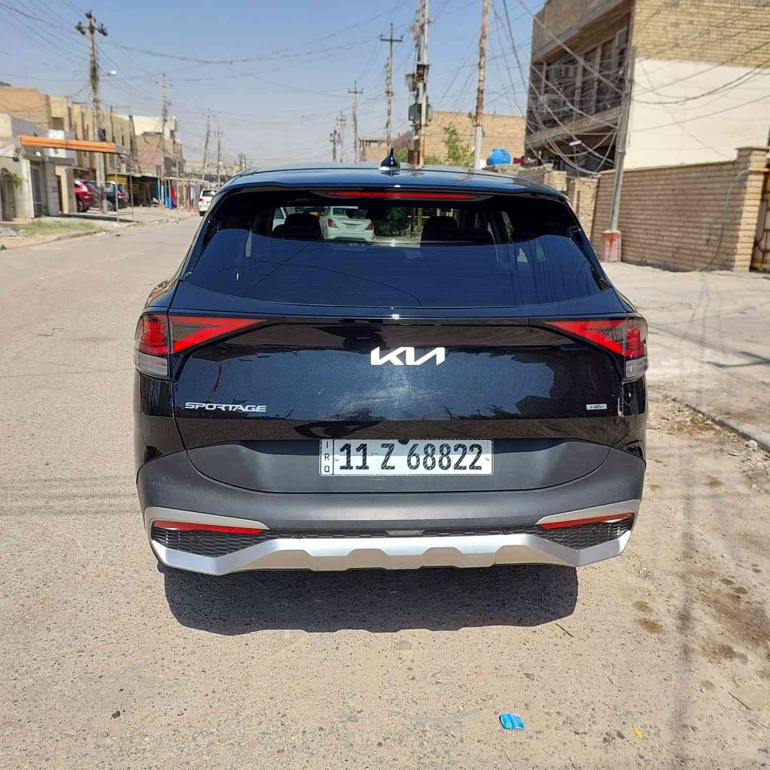 السلام عليكم شباب كيا سبورتج 2023 امريكي هايبرد حادثهة جاملغ خلفي فقط عارضهة ١٩٠  هاذا رقمي ‭٠٧٧١ ١٨٠ ٥٠٥٨‬
