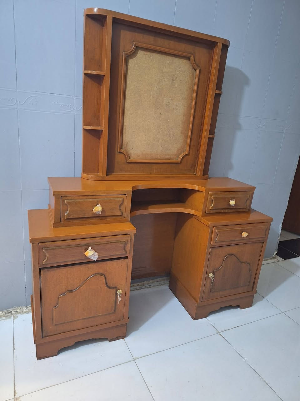 جربايه نفر السعر ٤٠  ميز مرايه السعر ٣٥  زاويه السعر ٢٠  ميز مرايه السعر ٢٥


**إذا كنت صاحب هذا الإعلان وتريد حذفه لأي سبب، رجاءا أرسل رسالة إلى الدعم الفني**