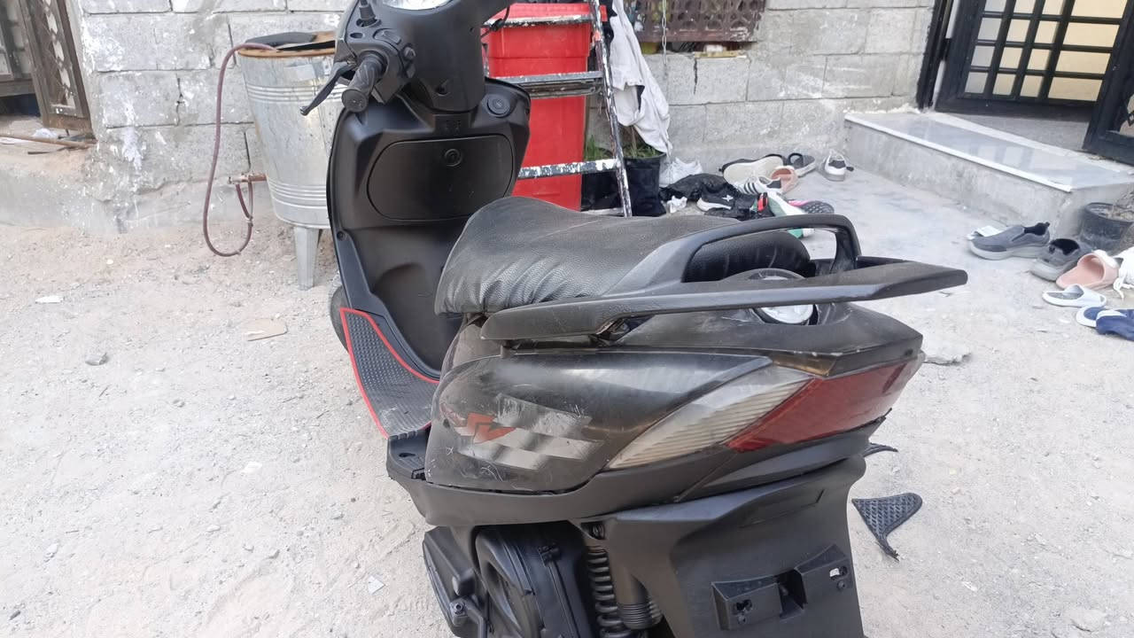 السلام عليكم  دراجه ثعلب للبيع مامفتوحه التفاصيل ***********///***********
