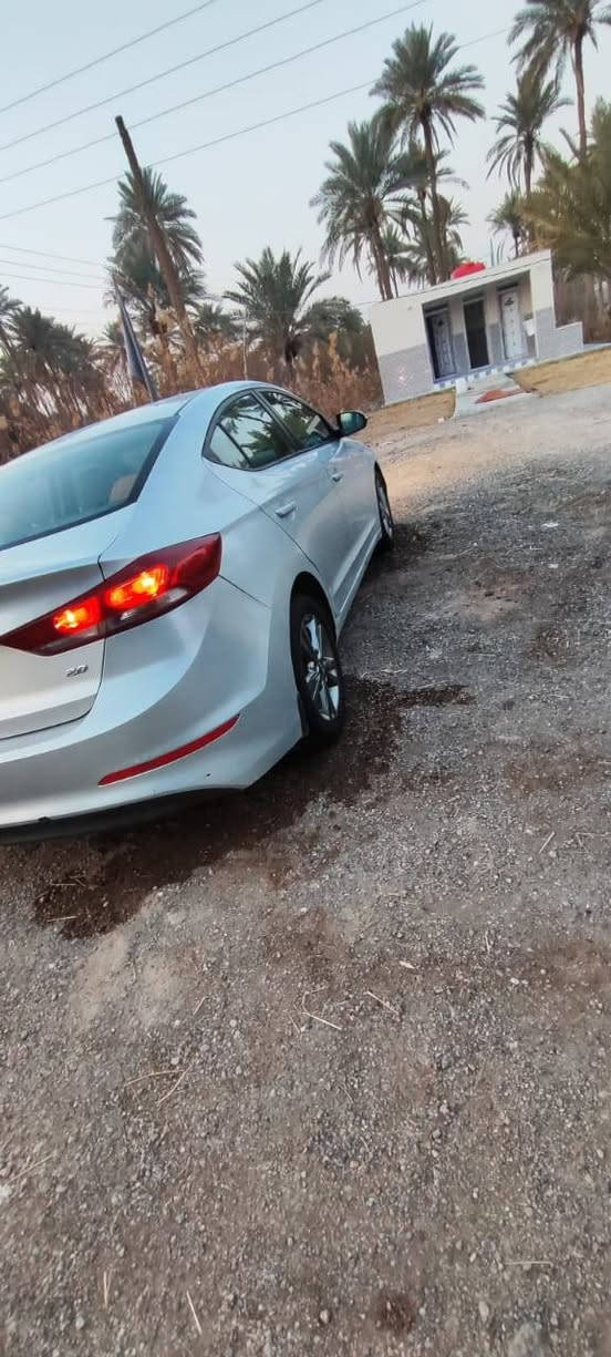 السلام عليكم النتره ١٧ خليجي رقم نجف مكفوله من الضربه جاهزه من كلشي مكانه غماس فول عده الفتحه والبصمه *********** السعر ١٤٠ بيه مجال
