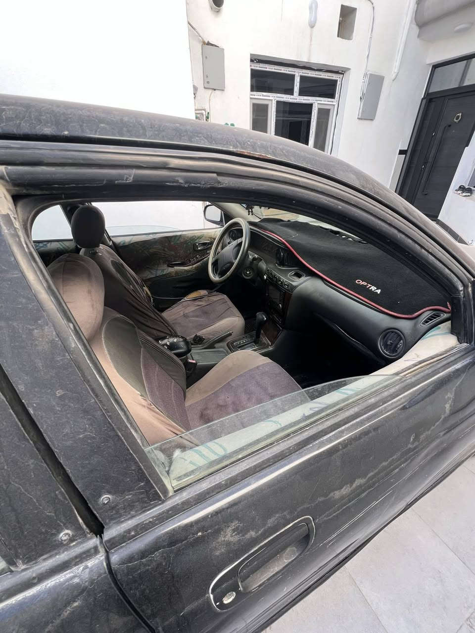 دايو لگنزه موديل 2000رقم بغداد محرك 2000 گير ومحرك مكفولات السعر 35 ورقه وبيه مجال للاستفسار الاتصال على الرقم ***********
