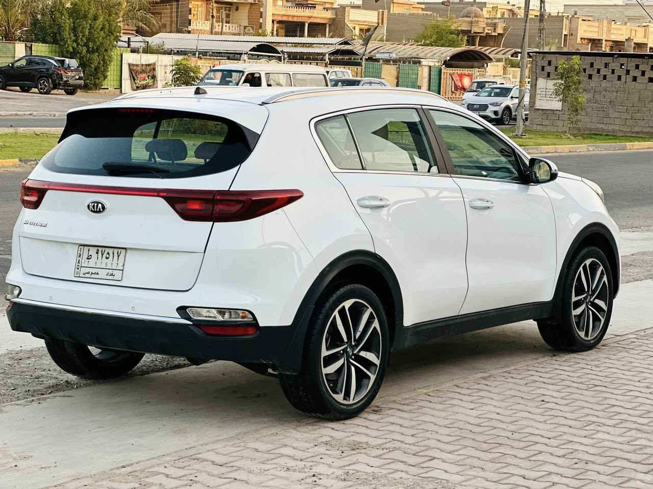 للبيع او مراوس
كيا سبورتج خليجي ٢٠١٩ بيسك 
 

ماشية ٦٩ الف 

السيارة كفالة من الحادث والتبديل والصبغ بيهة بارد + حالوب بسيط 

السعر:١٧٨

الاستفسار:***********
***********
