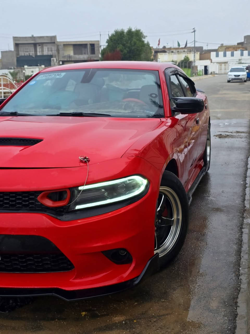 السلام عليكم جارجر 2017 sxt محدثه srt حادثه جاملغ وبنيد محدث مكينه3600 بالكارتون حداديه تخم تاير تبريد السياره جاهزه مابيهه نقص السعر 190وبيهه مجال رقم الهاتف ***********
