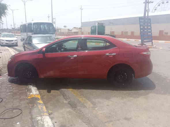 للبيع كورلا 2016 ضررها جامرلغ بونيد السياره مصبوغه حزام بدون معجون محرك صفر مشدود عليها تبريد ثلج تايرات 4 جديد السعر 104 بيها مجال للاستفسار ***********
