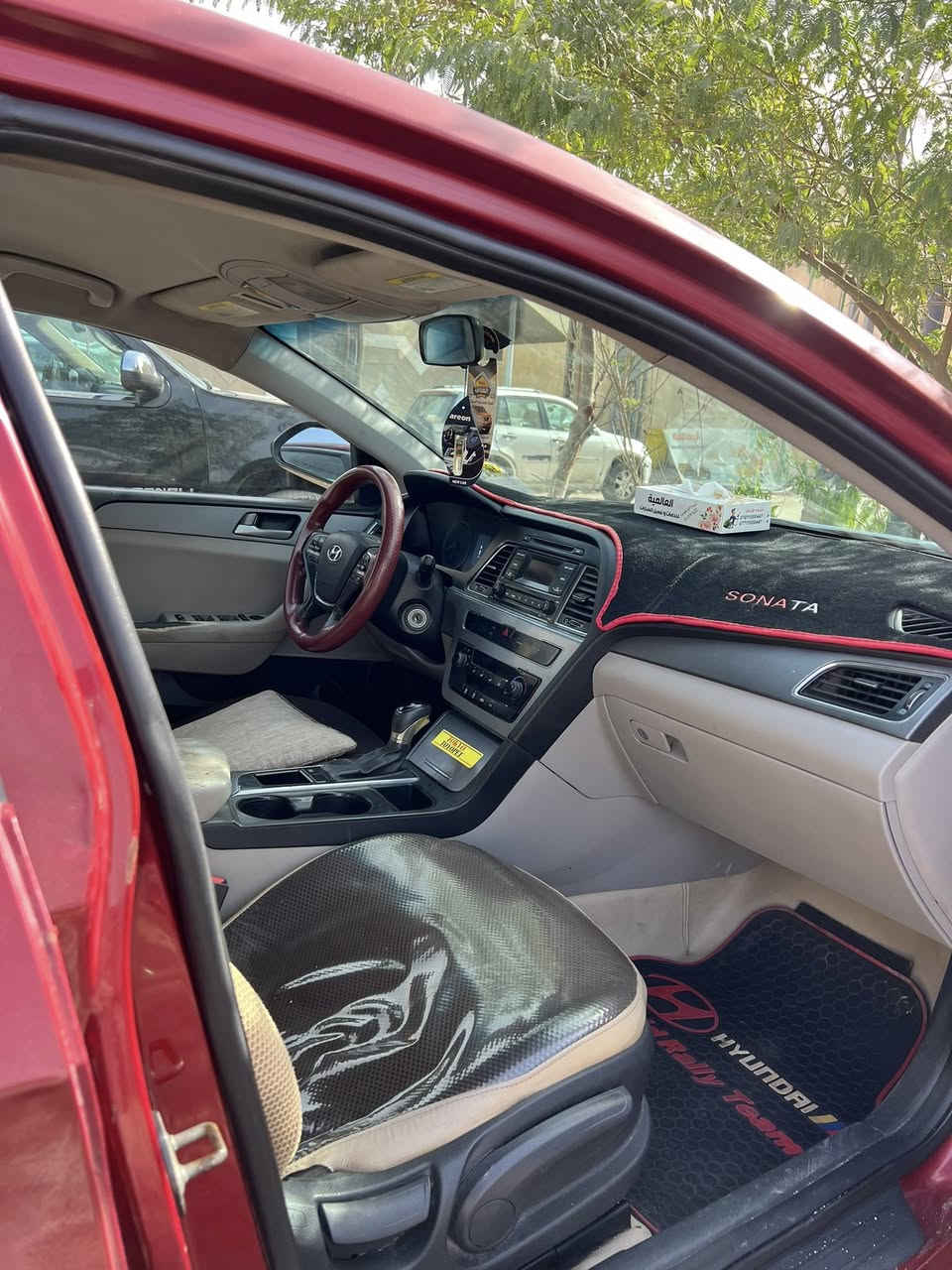 السلام عليكم سوناتا16 بيها قطعتين سياره جاهزه باسمنه تحويل ثاني يوم 
110 وبيها مجال 
***********
