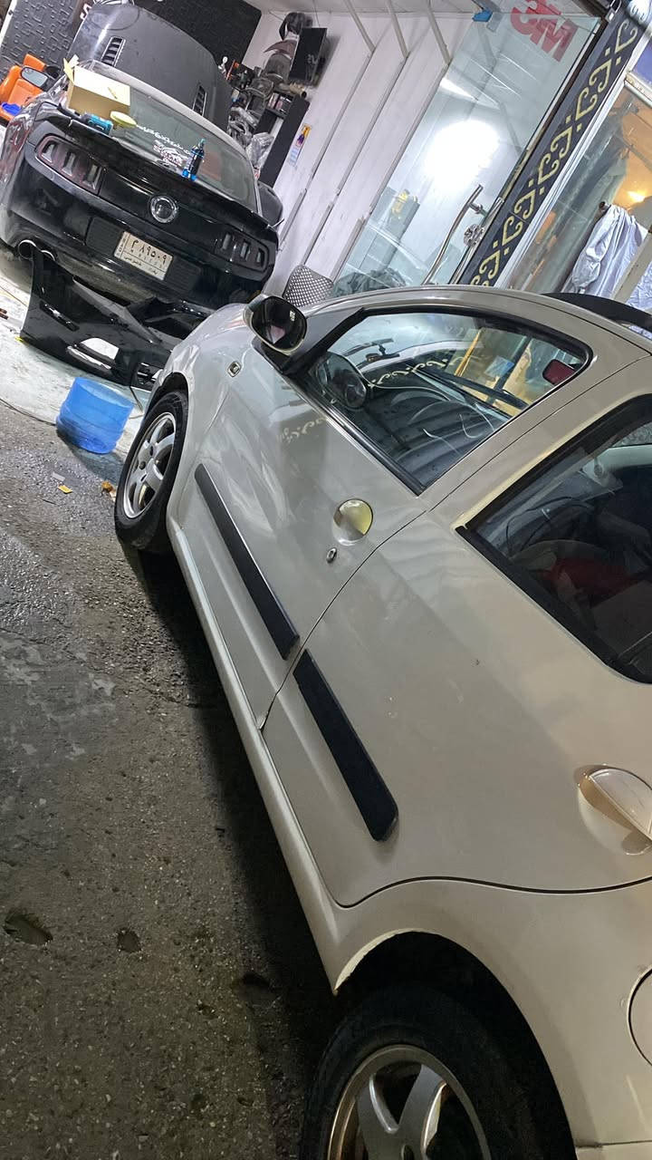 سلام عليكم جيلي باندا gx2
موصفات الاعتياديه سياره جاهزه 
وعلى ايدنا من الشركه
رقم بابل مشروع وطني تحويل ثاني يوم
السعر٤٦ورقه وبيها مجال
مكان السياره زيونه او الغدير 
***********
