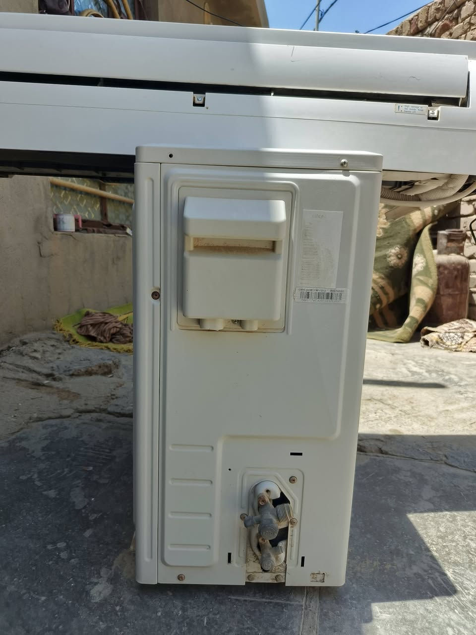 السلام عليكم سبلت اوناكس ٢طن شغال علفحص عوزه بس غاز نضيف حيل سعر ٣٥٠ مكان عفك للاستفسار خاص او ***********
