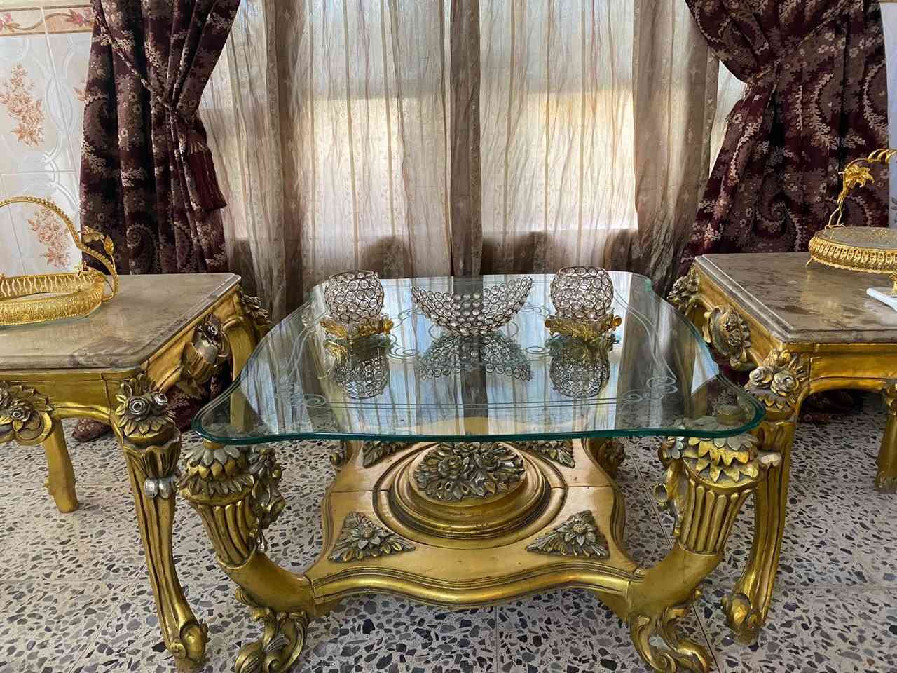 تخم مصري زان ثقيل
مع طبلات مرمر  2
وطبله وسطيه كبيره
مع البردات وزولية 
العنوان / تاجي مقابل منشأة نصر
للتواصل واتساب /***********
