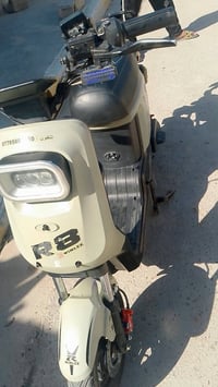 دراجة شحن • بطاريات جديدة • حي البتول