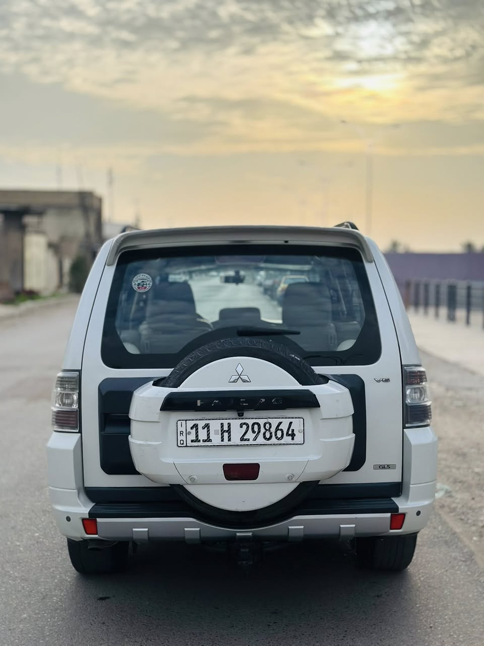 السلام عليكم
باجيرو ٢٠١٣ باسمي هزة ورقم جديد

٦ سلندر

ثلاث قطع تبريد

كشنات جلد دمام خلفي

فور ويل 

تخم تاير جديد 

فول عدا الفتحة 

ماشية ١٤٢

كفالة عامة من الصبغ 

السعر ١٥٢

***********
