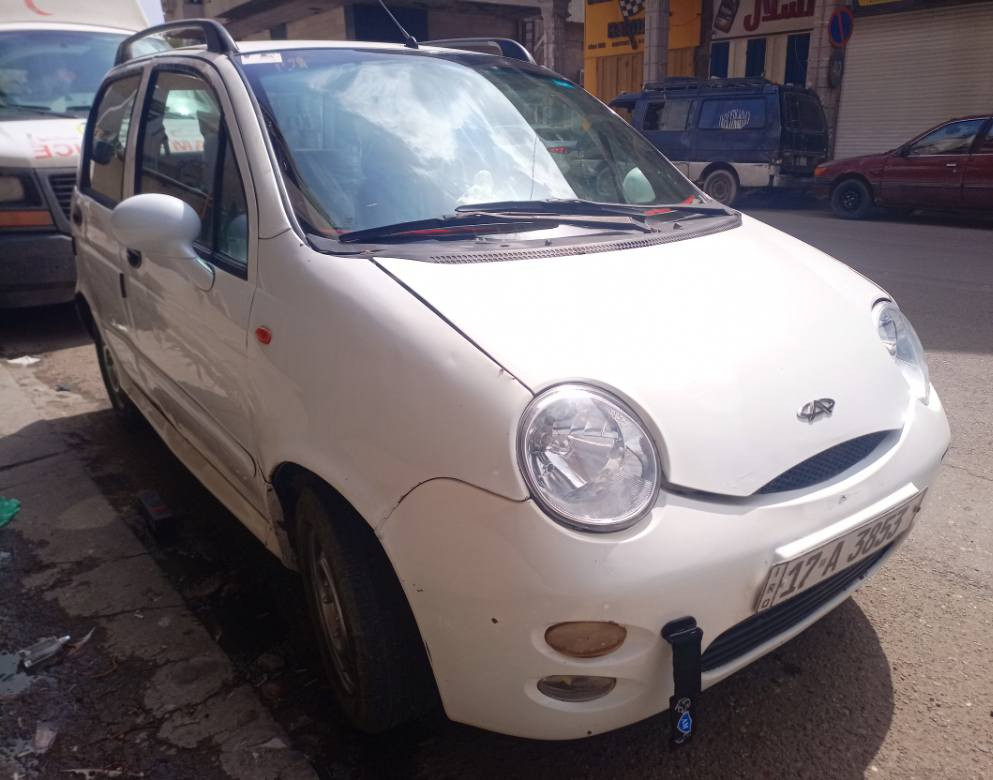 شيري كيو كيو 2013 سياره محرك نضيف كير اوتماتيك بحاله ممتازه داخل نضيف تحويل ثاني يوم وين متريد سنويه جديده رقم انكليزي السعر 25 وبيه مجال بسيط للاتصال *********** بغداد حي القاهره بغداد, العراق
