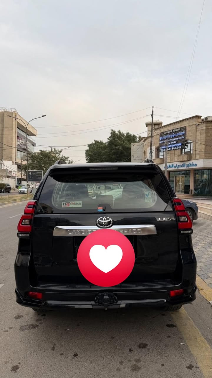 .
السلام عليكم للبيع فقط 
برادو txs 2022 سبعينيه
خليجي وكالة ساز 
السياره مكفوله من كلشي 
عدا بي دي ار صغير 
وجديده احلى من الصور 
ماشيه 90 الف km 
سنويه بسمي تحويل مباشر 
السعر 38500 $بيها مجال بسيط 
العنوان . بغداد . كراده شارع ٦٢  
***********
