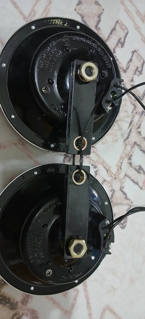 جنح ابو الكنر مطرز موئسسه هورنات مال مزامط تجي تسمع وتقتنع يله تاخذهن اقراص مختمه٢ب٥ رايدهن٢٠٠ مكاني كاظميه ***********
