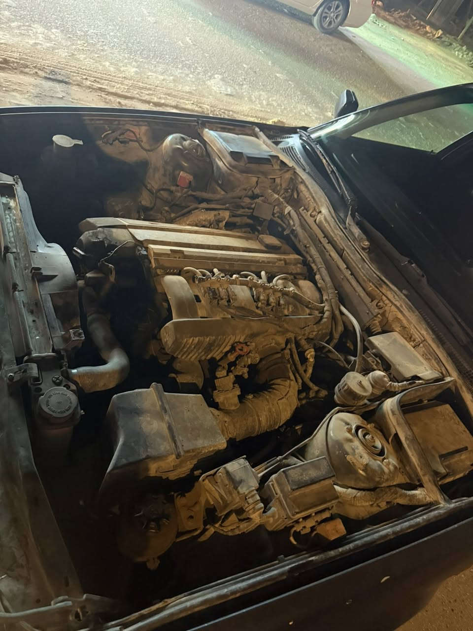 بي ام دبليو  ٩٣ اصل و فصل رقمي انكليزي بأسمي
محرك بي خيط تبخير كير اوتو حدادية٥٠٪؜
تبريد كامل 
كشرها نفس ماموضح بالصوره كشنات كهرباء 
بيه منظومه غاز حكوميه اصوليه واخر صيانه قبل اسبوع جانت يعني كامله 
السعر 40ورقه 
الواتس ***********
تحويل ثاني يوم
ماعليه اي غرامه
