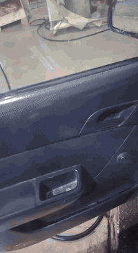 سلام عليكم  مرخصت الدمن الكروب سياره افيو مديل8امسكر سياره لا صبخ لا ضربه سياره خير من الله بيه خيط بخار ستوه بادي امراوس حسب القناعه سياره احله من الصوره ما متواجد فيس وتساب***********
