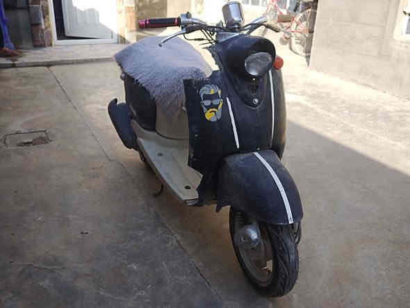 اخوان ماطور رص طافي ما اعرف شبي ابيع عل عطله بس يتصلح سرعته 60
سعره بلاش 100 وبي مجال 
مكانه حديثه الحي العسكري

رقمي ***********
