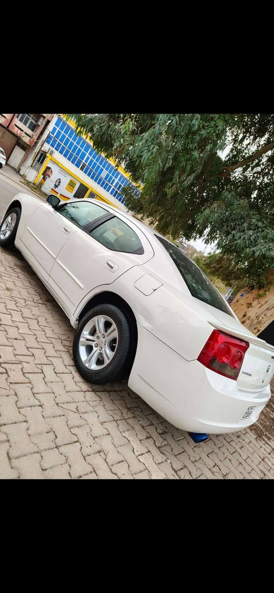 سلام عليكم جاجر 2009 ابيض رقم شمالي شرط التحويل وبيها دفتر بانزين  مواصفات  SXT محرك سته سلندر كير محرك مكفول ما مفتوح ومابي اي عيب ضرر السياره جامرلغ خلفي السكن صبغ فقط ومابيها قطره دواخل  والباقي مكفول والسياره جديده وما متعوبه وميحتاج مصرف وتبريد والتدفئه هم شرط شغال وعنواني كركوك والسعر 113 وبيها مجال للشراي  رقمي *********** اخوان رجاء ماجاوب على الرسائل الشراي يتصل لان اني مكلف بل نشر
