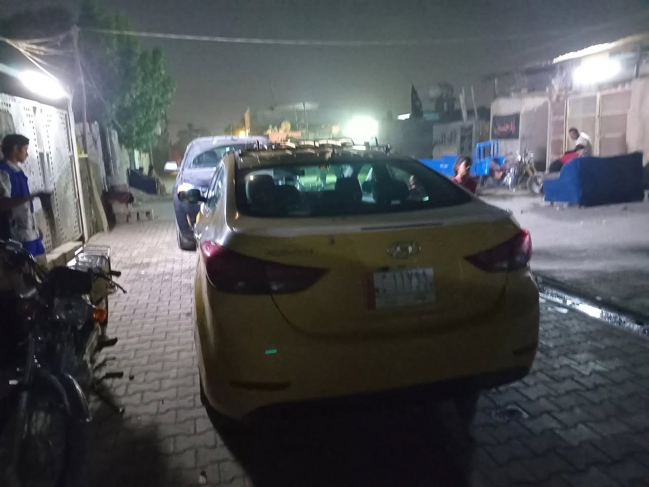 سلام عليكم سيارة النترة موديل 15كير محرك خير من الله تهم تاير باتري جدد تبريد خير من الله صدر 80بل100السعرخاص  ***********
