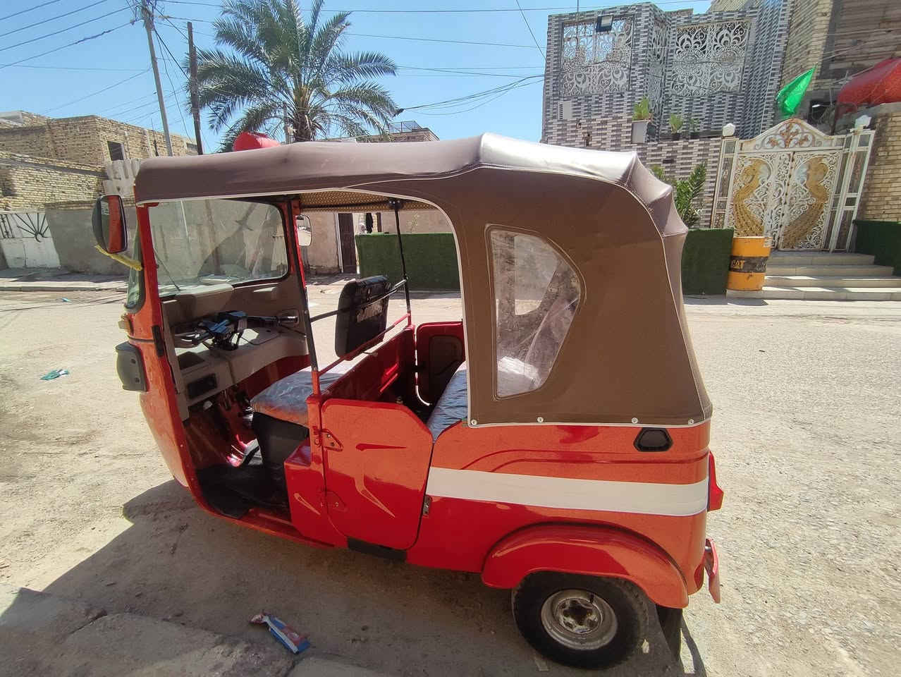 تكتك مديل 22ارقام وسنويه مكفوله ما عدا ضربه بالصفحه ومعمره تكتك جاهزه ما بيهه اي نقص مكاني العماره 
السعر 8و400وبيهه مجال 
***********
