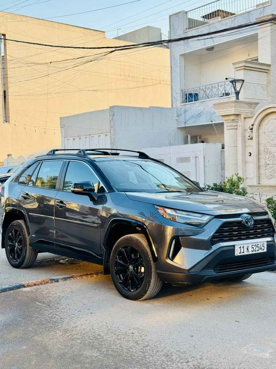 راف فور xse 2023 هايبرد فول مواصفات 
حادثها موضح بالصور ايرباك دركه فقط 
ماشيه ٤٥ ميل 
اي نقص مابيها السياره 
العنوان بغداد زيونه 
صبغ بنيد وجاملغ وربع باب السائق من امريكا 
السيارة باسمي هزه جديده تحويل ثاني يوم
السعر ٢١٧ ورقه وبيها مجال 
للاستفسار 
***********
