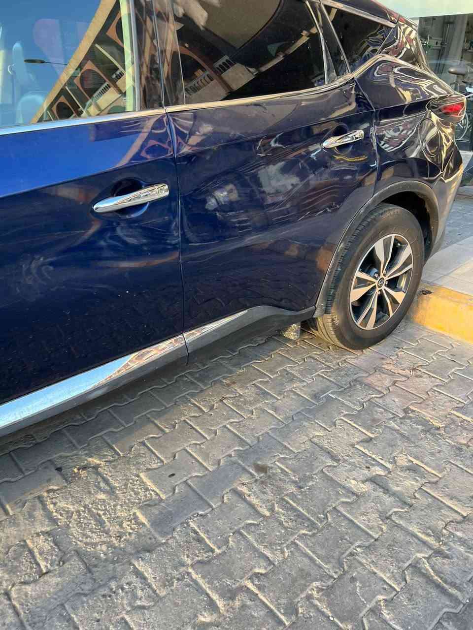 سلام عليكم البيع ومراوس حسب القناعه سياره دخول جديد ترقيم جديد بغداد باسمي رقم مميز 7557 مكينه 3500 حره فول موصفات عده الفتحه سعر 170 مكاني بغداد
***********
