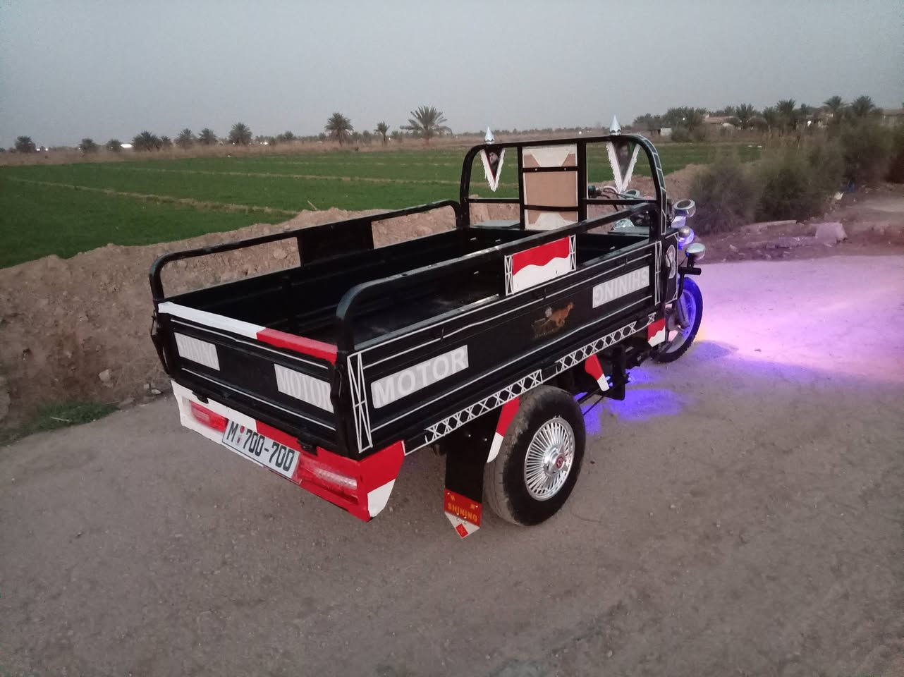 سلام عليكم ستوت ه البيع موديل ٢٠٢٠ وراق صولي محرك٢٣تخم تاير كهربايات شغاله سلف شغال مكاني بابل شوملي سعر مليون400،،،،،،،،***********
