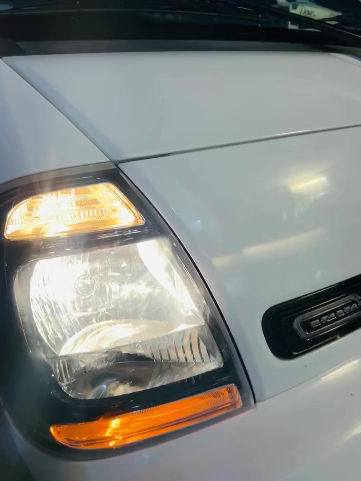 السلام عليكم ورحمة الله وبركاته/للبيع كيا موديل (2023)سياره واحد على واحد ماشيه46الفً مشي حقيقي رقهما (بغداد)انگليزي دوشمه الصدر وكامله مكمله اتصل ودلل (***********) مكاني صلاح الدين الدجيل
