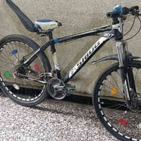 بايسكل • نقص عگرب • قابل تفاوض