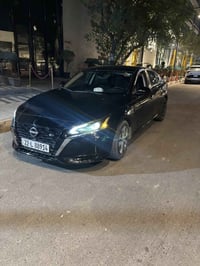 � نيسان ألتيما الشكل الجديد 2023  S 🚗 📍 الموقع: بغداد  🔹 المواصفات:  •...