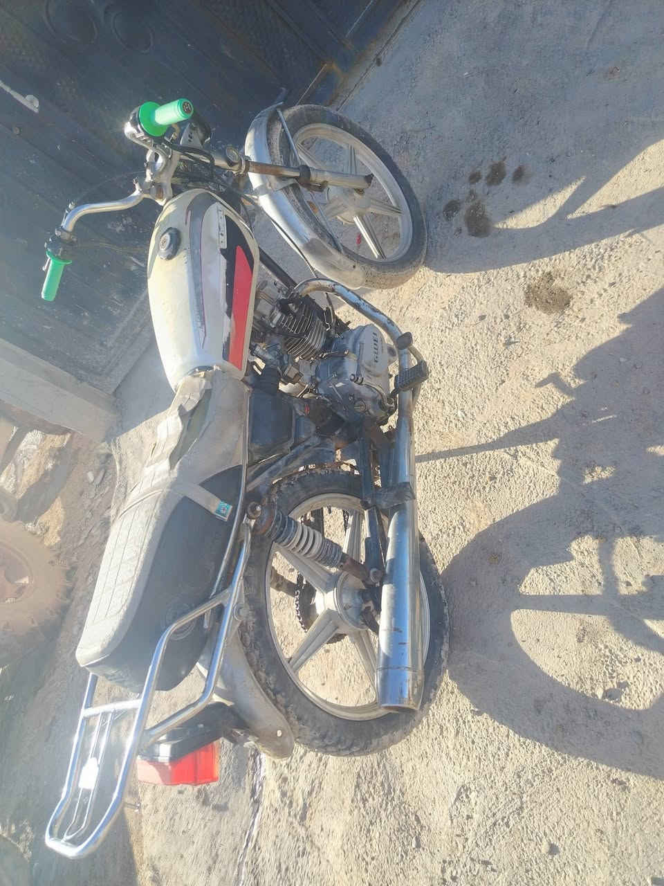 السلام عليكم
٥كير للبيع كهربائيات شغال
سعره ١٥٠ وبي مجال مكاني كركوك شركة طارق ***********
