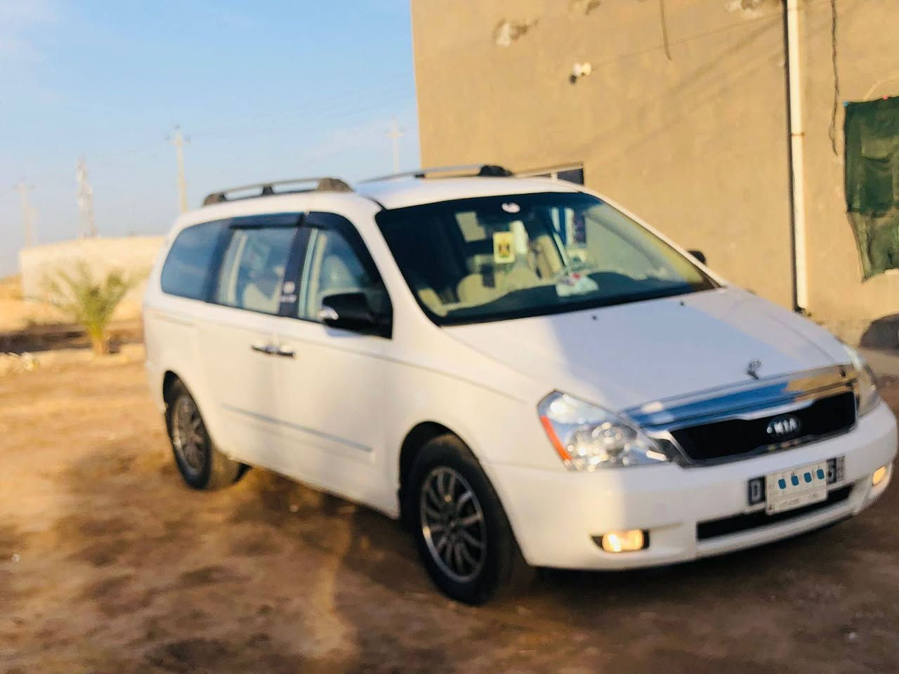 سلام عليكم
سيدونا 2008 

سيارة متجاية 
خصوصي 
السعر 120

التفاصيل الباقيه بل خاص او انتصال ع الرقم 

 ***********
