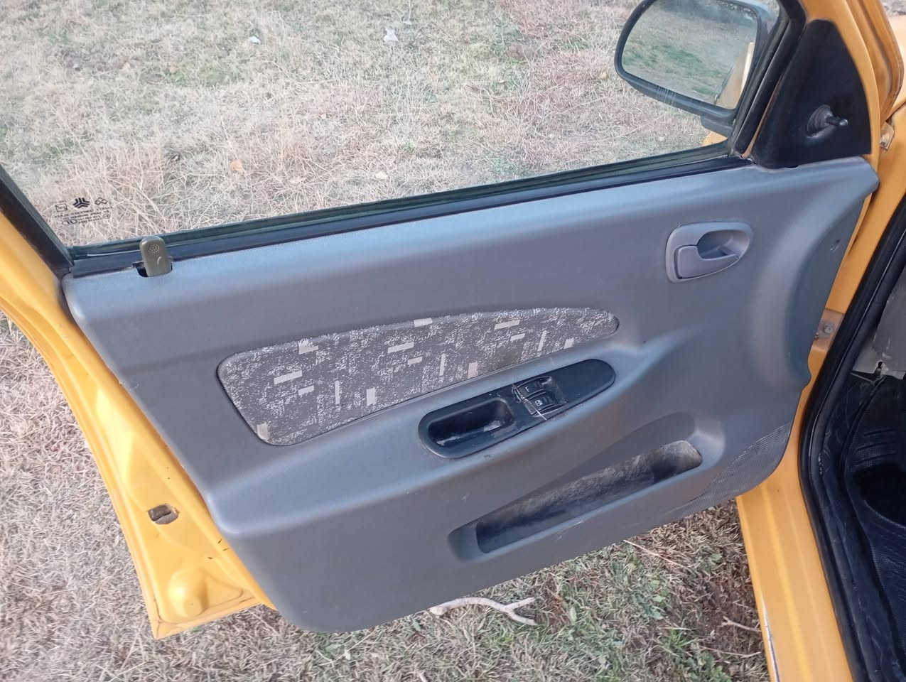 السلام عليكم
طيبه موديل 2016 مكفوله سياره فقط جاملغ امامي وباقي كفاله  رقم بابل سنويه ل 27 مصفره هيئه تحويل مباشر وغرامات مكينه وكير مكفولات حداديه جديده تخم تاير كهربائيات كله شغاله سنتر لوك شغال سياره حته تكسي ماشتغل بيه ع ايدي 
السعر 40 وبيه مجال قليل 
***********
