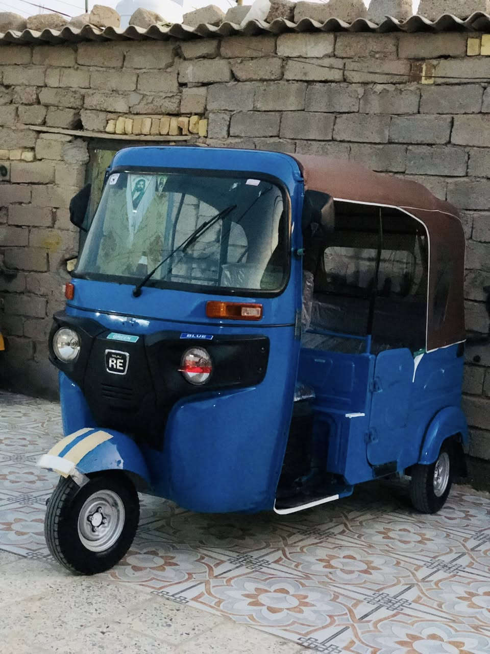 تكتك. موديل 21كفاله. عامه كشره ومكينته.  سعره.   مرقمه.  8250. وبيه مجال.    ***********
