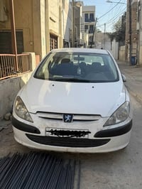 بيجو فرنسي • ٢٠٠٥ • مكينة ٢٠٠٠