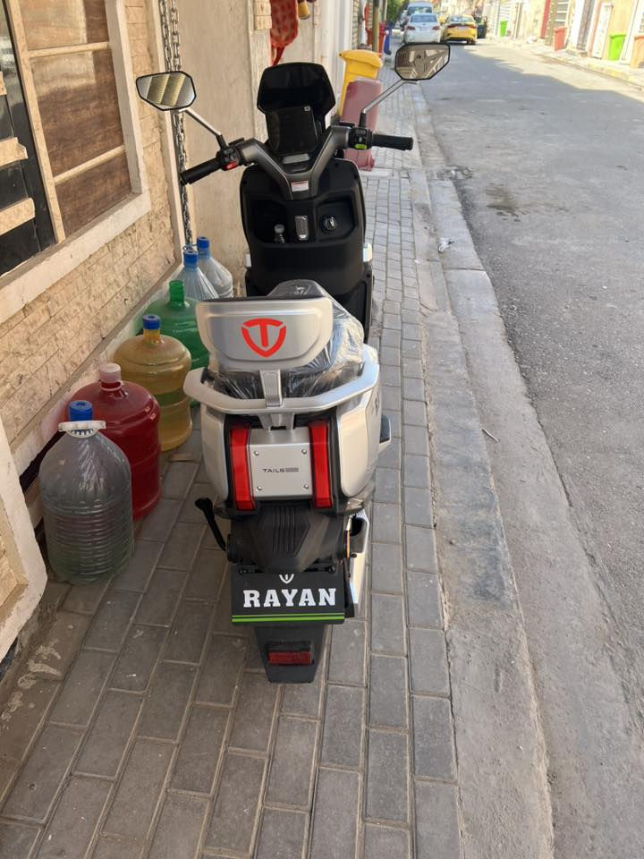 دراجة شحن الصاعقة الريان زيرو صفر مماشية مليون و ١٥٠ 
عنواني بغداد ***********
