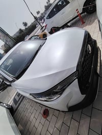 كورلا كروس موديل ٢٠٢٥ ماشية ٦١٤٠ فقط مكفولة من الصبغ ترايها زيرو بالجي...