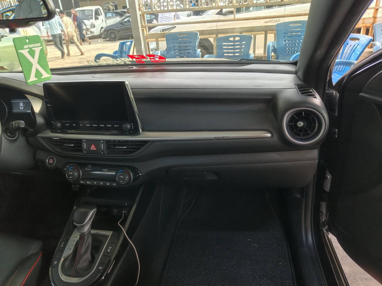 السلام عليكم
فورتي ٢٠٢٤  GTماشيه ٢٤ ألف مايل 
فول موصفات 
كشن حار +بارد
السياره فتحه سقف 
السياره مكفوله من الصبغ 
رقم بغداد بسمي 
مكان السياره بغداد  
السياره صدر مكينه كير بوضع الشركه 
***********واتس 
***********واتس
